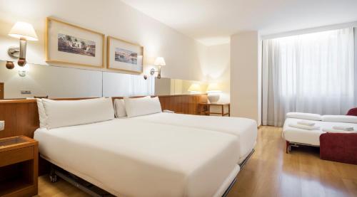 Senator Barcelona Spa Hotel in Les Corts