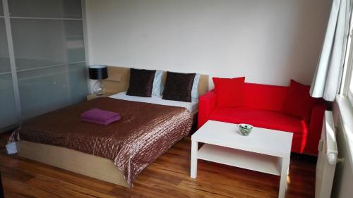 Golden Family Apartments - image 7