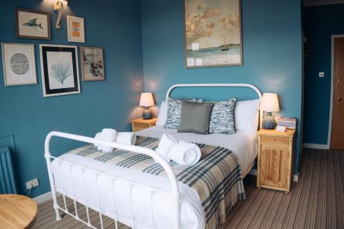 1 queen bed