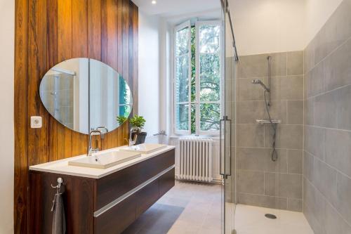 Hôtel Particulier Vintage and and design house with pool, Lyon (foto 8)