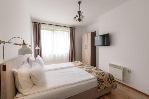 Grand Royale Apartment Complex & Spa - main image
