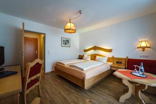 Parkhotel Sonnenhof - image 2