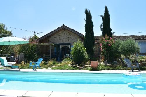 Maison d'hôte à la campagne dans un corps de ferme chambre d'hôte Sainte-Gemme