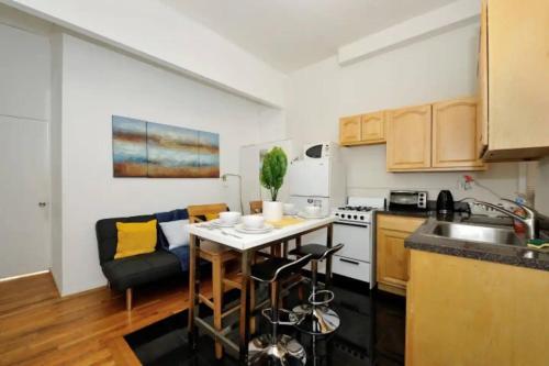 Ideal 3br Near Times Square in New York, USA