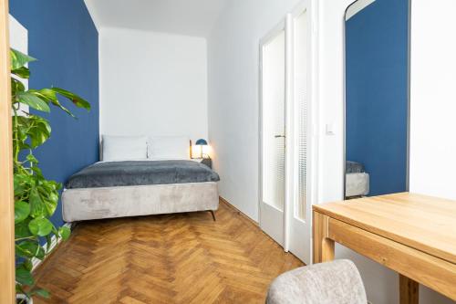 Pet-friendly modern apartment near Belvedere, Vienna