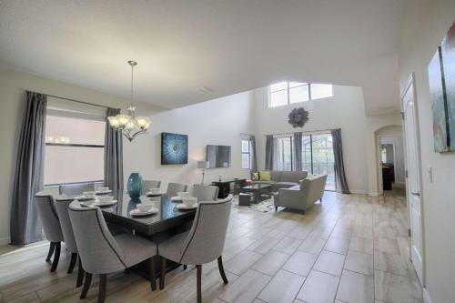 It6884 - Solterra Resort - 5 Bed 5 Baths Villa in Davenport, USA