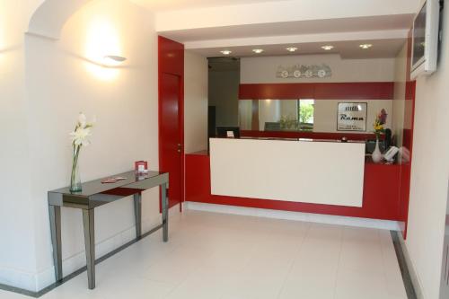Rama Palace Hotel - image 11