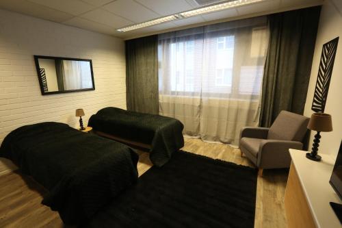 2 twin beds