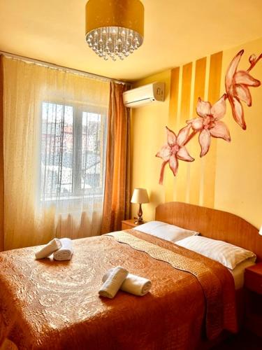 Standard Double Room image 6
