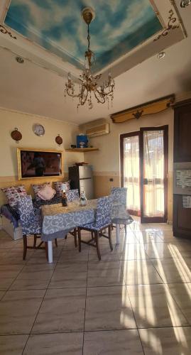 MAISON LUCKY- bed and breakfast - Accommodation - Torre Annunziata