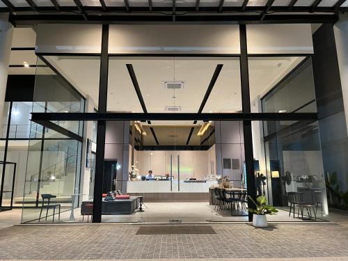 Entrance, Hatyai Midtown Hotel in Hat Yai