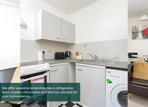 Clarence Suite - image 14