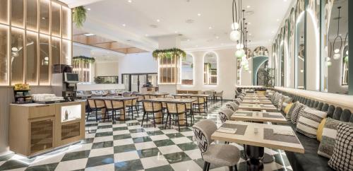 Restaurant, Senator Barcelona Spa Hotel in Les Corts