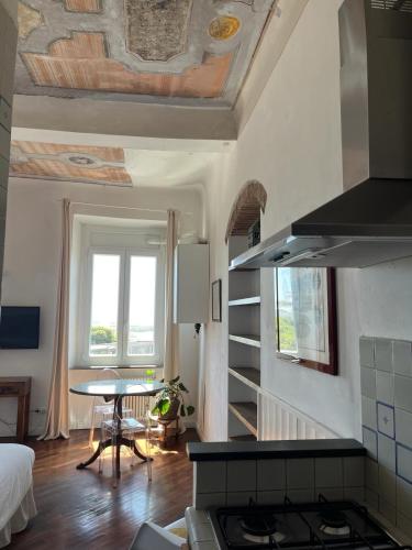 THE SUNSHINE LOFT