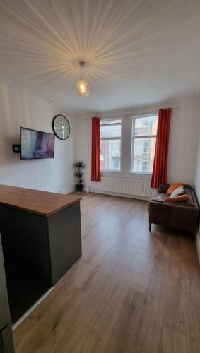 Home away Home, Liverpool (Foto 6)