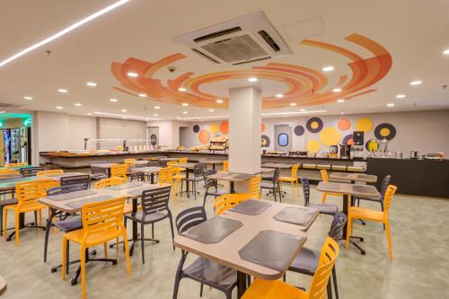 Restaurant, Transamerica Fit Villa Lobos in Jaguare