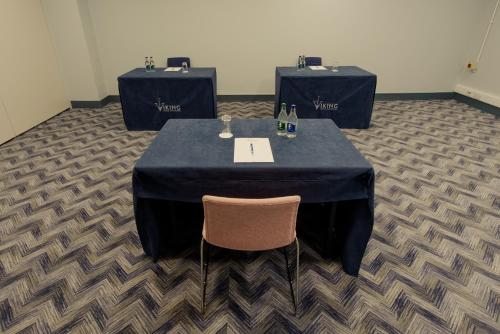 Waterford Viking Hotel - image 6