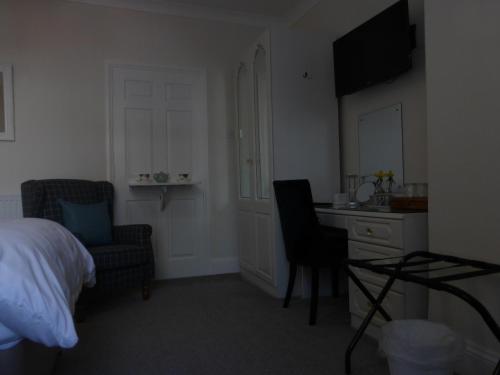 Blenheim House - image 5