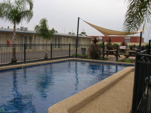 Overlander Hotel Motel Shepparton