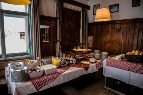 Gjaid-Alm 1739m am Dachstein-Only Accessible by Cable Car in Obertraun