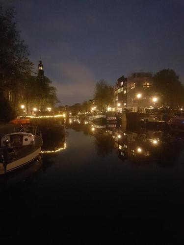Pantheos Top Houseboat, Amsterdam (photo 7)