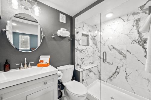 5632 Field St - image 2