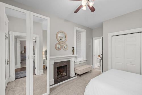 Walk to Forest Park Euclid Fire Pit Porch Swing