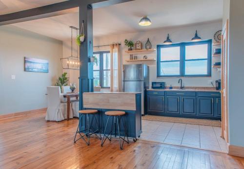 River City Loft - image 14