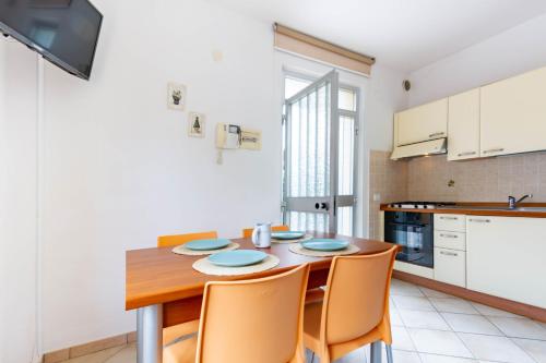 廚房, Appartamento Pinolo Bilo INT1 - MyHo Casa in 亞得里亞海的阿爾巴