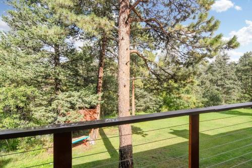 The Four Pines - Whole Unit in Morrison, USA