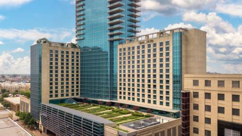 560610693 Omni Fort Worth Hotel
