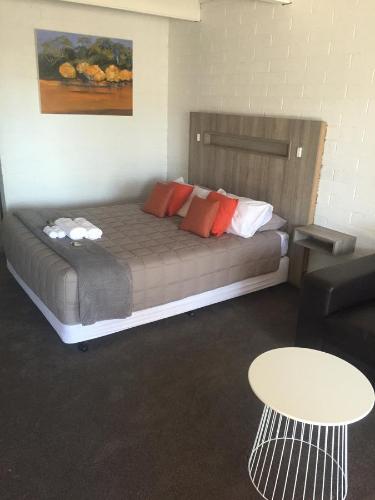 

Thomas Lodge Motel