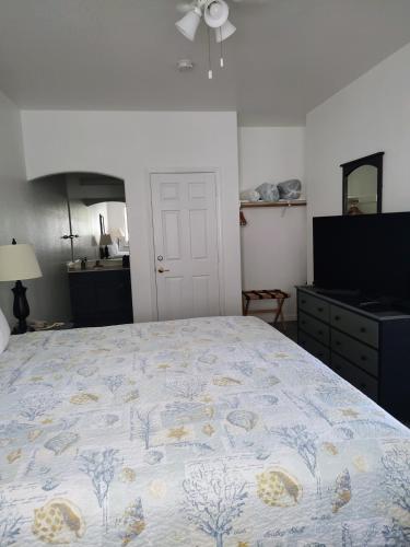 Pacific Plaza Resort - image 13