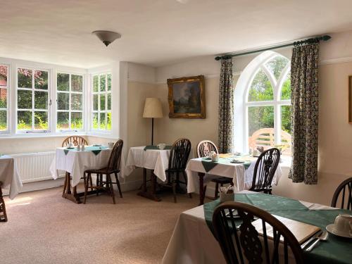 The Cottage Guest House - image 9