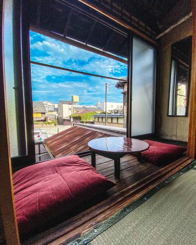 Superior Triple Room image 1