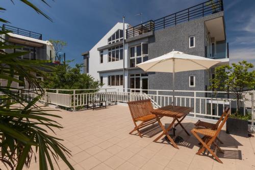 Balcony/terrace, I Leisure B&B in Yuanshan Township