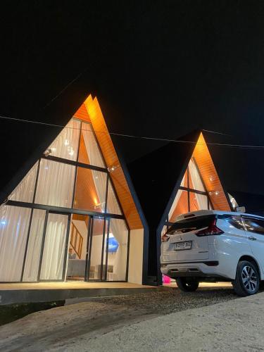 AGRIYA LUBIS CABIN