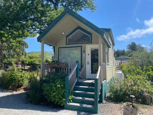 Sheltered Nook On Tillamook Bay