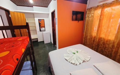 Quadruple Room image 6
