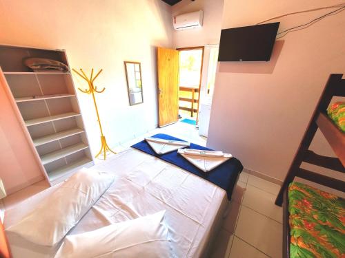 Quadruple Room image 7