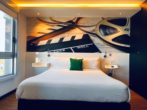 ibis styles Montevideo Biarritz - image 4