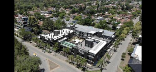 Zona residencial frente al lago! - image 4