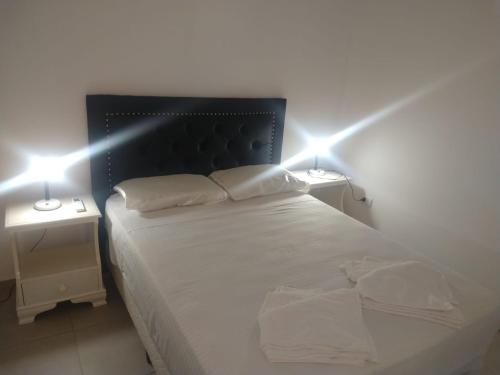 Zona residencial frente al lago! - image 2