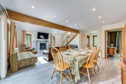 Poconos Vacation Rental with Lake Access and Hot Tub! in Gouldsboro, USA