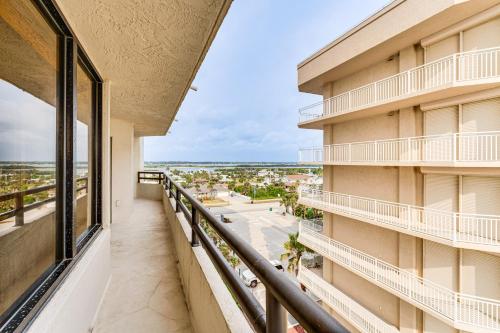 Daytona Beach Shores Condo with Oceanfront Pool! in Daytona Beach Shores, USA