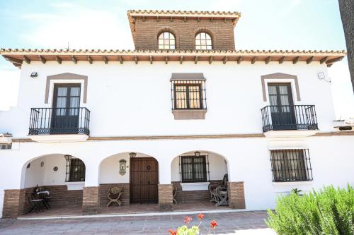 A szálláshely kívülről, Amplia casa rural con precioso jardín cerca de Málaga capital. (Amplia casa rural con precioso jardin cerca de Malaga capital.) in Campanillas