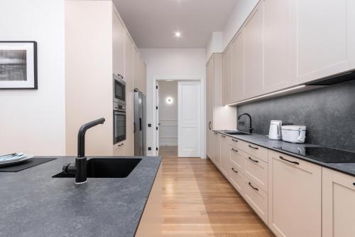 A++ Executive apartment with luxury sauna room, Riga (Foto 8)