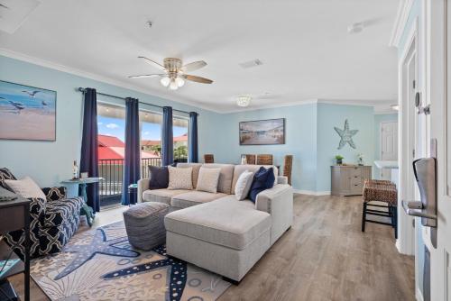 Sunset Harbor Unit 422 - image 3