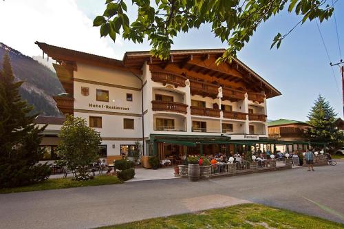 Landhotel Denggerhof - Hotel - Mayrhofen