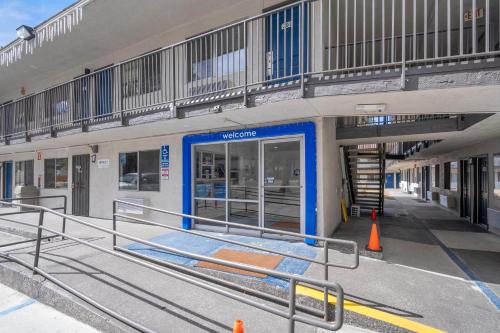 Motel 6-Big Bear Lake, CA in Big Bear Lake, USA